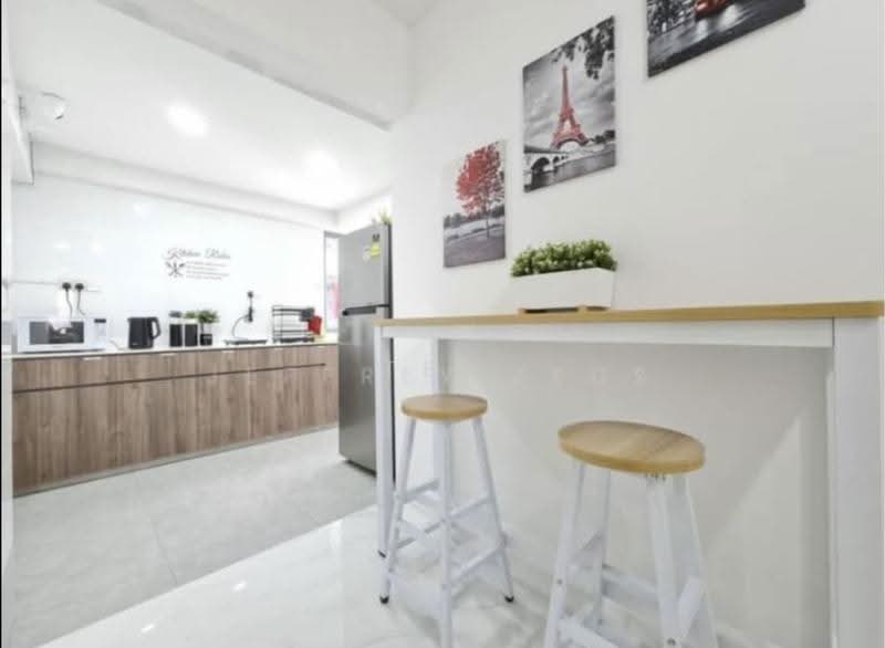 Aquarius By The Park, 1 Bedok Reservoir View, Bedok / Upper East Coast, Room Rental, 90 sqft, Condominium For Rent, by Ted Sui, 500261253 - Kitchen - PropertyGuru.com.sg