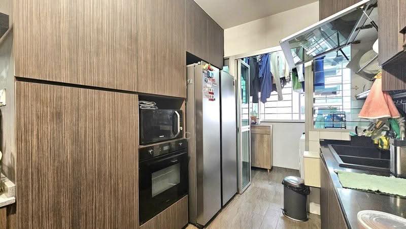 Mins Walk Punggol MRT Tasteful Reno Unblocked View, , 4 Bedrooms, 1,216 sqft, HDB Flat For Sale, by CD Sung, 500261272 - Kitchen - PropertyGuru.com.sg