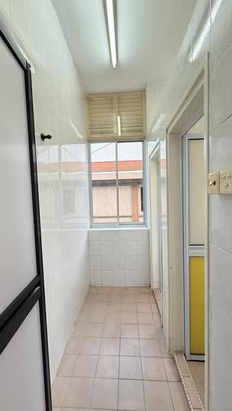 Beach road shophouse, Beach Road, Beach Road / Bugis / Rochor, 1,100 sqft, Office For Rent, by Joe Zhang, 500261274 - CommercialGuru.com.sg