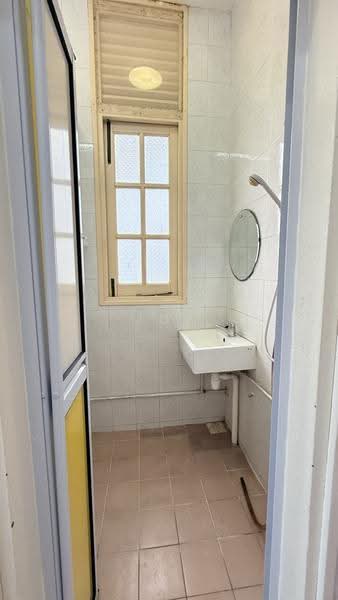 Beach road shophouse, Beach Road, Beach Road / Bugis / Rochor, 1,100 sqft, Office For Rent, by Joe Zhang, 500261274 - CommercialGuru.com.sg