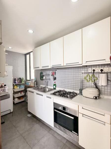 Arthur 118, 118 Arthur Road, East Coast / Marine Parade, 2 Bedrooms, 893 sqft, Apartment For Rent, by Tony Eyu, 500261295 - PropertyGuru.com.sg