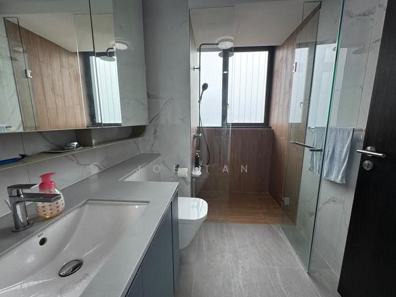 AMO Residence, 21 Ang Mo Kio Rise, Ang Mo Kio / Bishan / Thomson, 3 Bedrooms, 958 sqft, Condominium For Sale, by Joe Tan Kuan Chew, 500261346 - Bathroom - PropertyGuru.com.sg