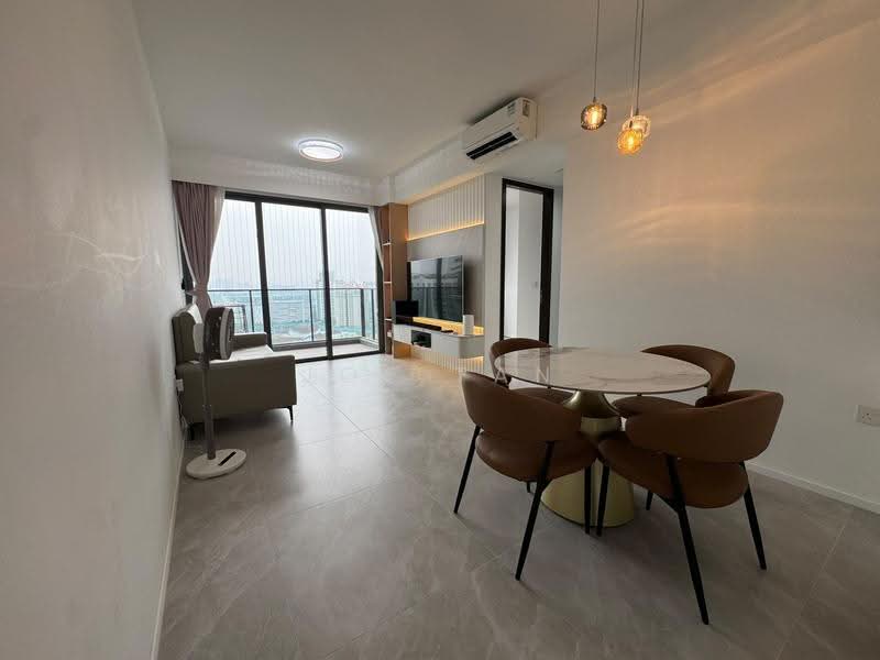 AMO Residence, 21 Ang Mo Kio Rise, Ang Mo Kio / Bishan / Thomson, 3 Bedrooms, 958 sqft, Condominium For Sale, by Joe Tan Kuan Chew, 500261346 - Living Room - PropertyGuru.com.sg