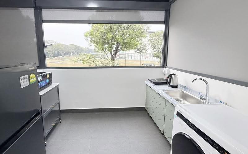 Westville, 12 Westwood Terrace, Boon Lay / Jurong / Tuas, Room Rental, 200 sqft, Terraced House For Rent, by Angeline Tan (陈慧恩), 500261362 - Kitchen - PropertyGuru.com.sg