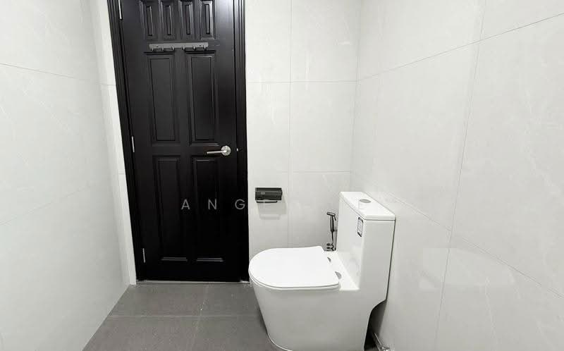 Westville, 12 Westwood Terrace, Boon Lay / Jurong / Tuas, Room Rental, 200 sqft, Terraced House For Rent, by Angeline Tan (陈慧恩), 500261362 - Bathroom - PropertyGuru.com.sg