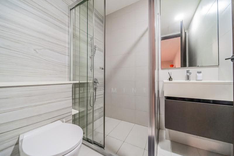 Haus@Serangoon Garden, 19 Serangoon Garden Way, Hougang / Punggol / Sengkang, 5 Bedrooms, 3,918 sqft, Terraced House For Sale, by Jasmine Lau, 500261366 - Actual bathroom - PropertyGuru.com.sg