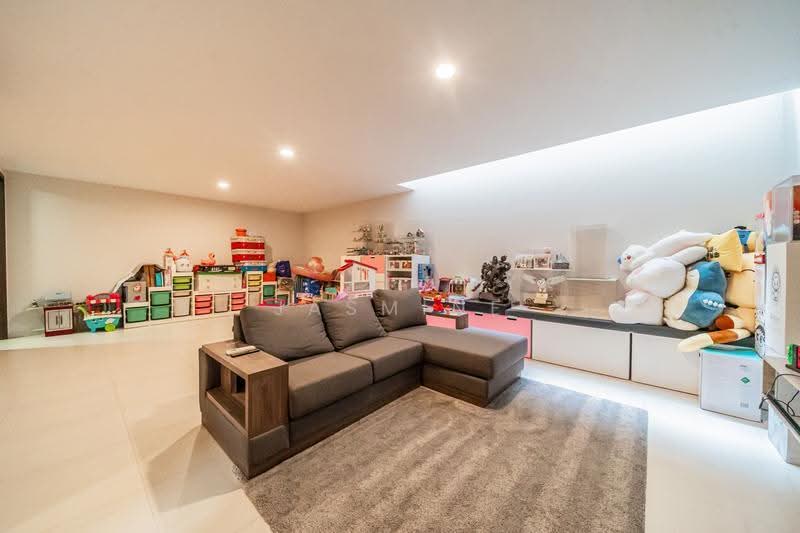 Haus@Serangoon Garden, 19 Serangoon Garden Way, Hougang / Punggol / Sengkang, 5 Bedrooms, 3,918 sqft, Terraced House For Sale, by Jasmine Lau, 500261366 - Actual basement - PropertyGuru.com.sg