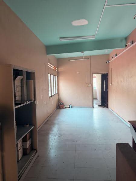 Sembawang road, Sembawang / Yishun, 3 Bedrooms, 1,100 sqft, Shophouse For Rent, by Tanisha Suresh Balani, 500261376 - Interior - PropertyGuru.com.sg