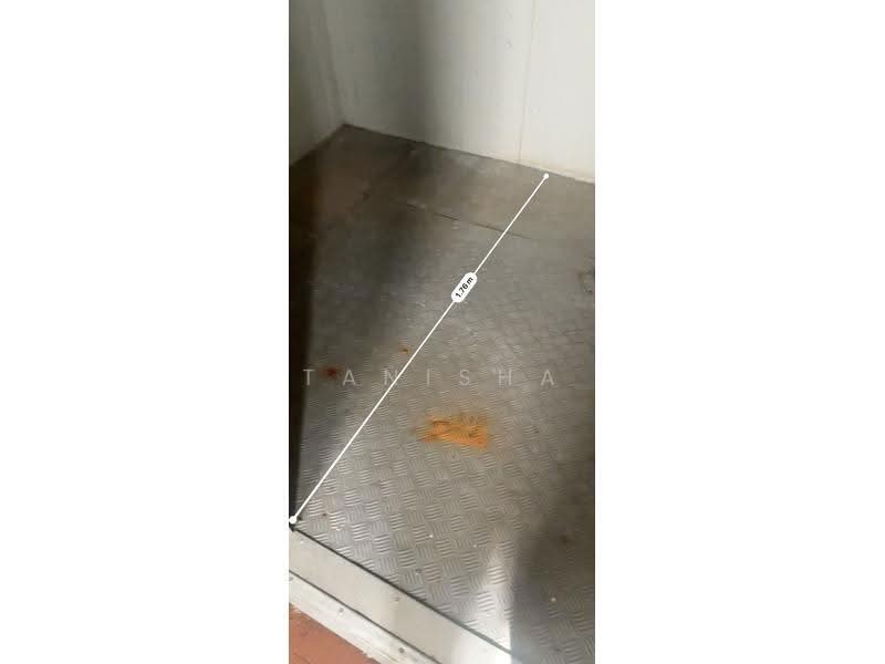 Siglap drive, Siglap drive, East Coast / Marine Parade, 1,899 sqft, Shop / Shophouse For Rent, by Tanisha Suresh Balani, 500261378 - Interior - CommercialGuru.com.sg
