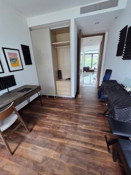 Volari, 12 Balmoral Road, Tanglin / Holland / Bukit Timah, 2 Bedrooms, 1,324 sqft, Condominium For Rent, by Edwin, 500261389 - Second Bedroom - PropertyGuru.com.sg
