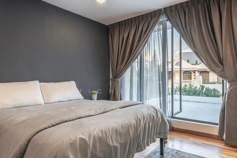 Jalan Arif, Jalan Arif, Hougang / Punggol / Sengkang, 5 Bedrooms, 3,400 sqft, Terraced House For Sale, by Michelle Goh Yeng Yeng, 500261391 - PropertyGuru.com.sg