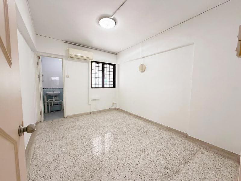 431 Clementi Avenue 3, 431 Clementi Avenue 3, Buona Vista / West Coast / Clementi New Town, 2 Bedrooms, 882 sqft, HDB Flat For Sale, by Gary Seah Zhang Feng, 500261395 - Interior - PropertyGuru.com.sg