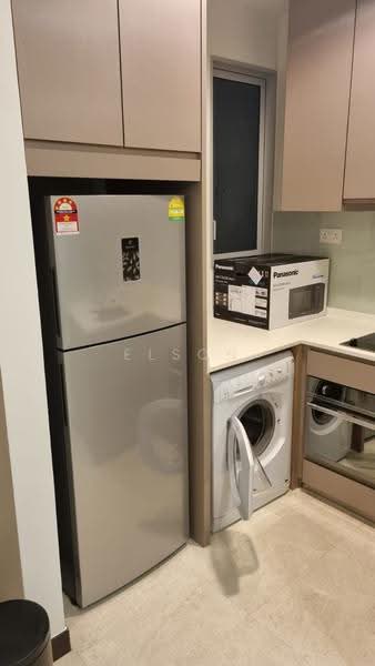 Euhabitat, 332 Jalan Eunos, Eunos / Geylang / Paya Lebar, 1 Bedroom, 624 sqft, Condominium For Sale, by Elson Tan, 500261401 - Kitchen - PropertyGuru.com.sg