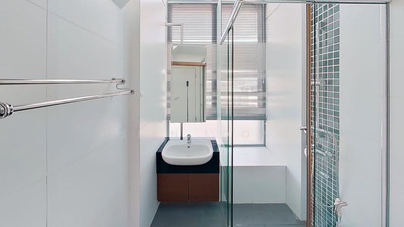 Cosmo, 18 Guillemard Crescent, Eunos / Geylang / Paya Lebar, 1 Bedroom, 797 sqft, Condominium For Rent, by Hsien Loong Wong, 500261407 - Bathroom - PropertyGuru.com.sg