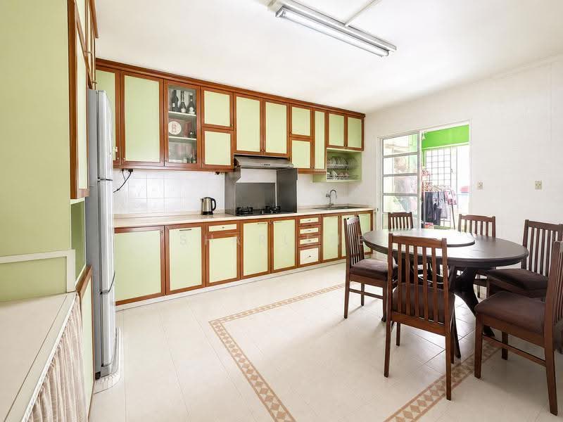 736 Pasir Ris Drive 10, 736 Pasir Ris Drive 10, Pasir Ris / Tampines, Room Rental, 149 sqft, HDB Flat For Rent, by Sharlene Teo, 500261410 - Kitchen - PropertyGuru.com.sg