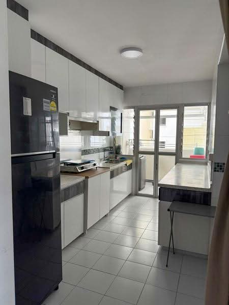 312C Sumang Link, 312C Sumang Link, Hougang / Punggol / Sengkang, 3 Bedrooms, 1,206 sqft, HDB Flat For Sale, by Lee Bei Fang, 500261416 - Kitchen - PropertyGuru.com.sg