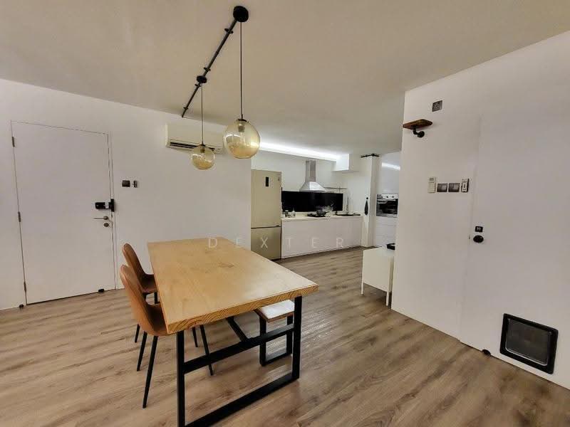 Cluster Landed for Rent, Boon Lay / Jurong / Tuas, 5 Bedrooms, 3,200 sqft, Semi-Detached House For Rent, by Dexter Lim, 500261421 - Dining Room - PropertyGuru.com.sg
