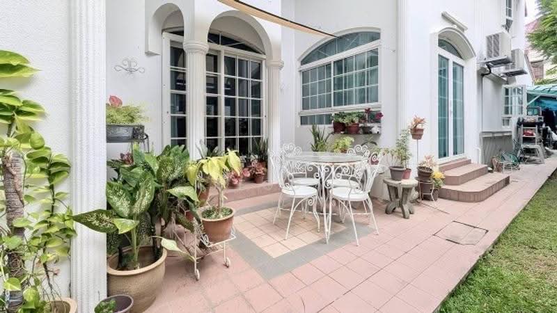 🏡 Rare Freehold Semi-D Home with HUGE GARDEN @ Jalan Senang, D14★Eminence Landed★, Jalan Senang/Chai Chee Dr/ Changi Rd/Sims Ave East/Frankel Ave/, Eunos / Geylang / Paya Lebar, 6 Bedrooms, 4,500 sqft, Corner Terrace For Sale, by Peggy Guo, 500261424 - PropertyGuru.com.sg