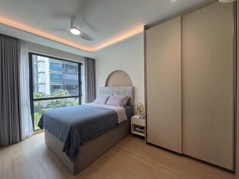 Treasure at Tampines, 45 Tampines Lane, Pasir Ris / Tampines, 3 Bedrooms, 915 sqft, Condominium For Sale, by Isaac Lee, 500261426 - Master Bedroom - PropertyGuru.com.sg