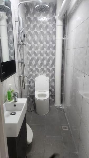 204 Choa Chu Kang Avenue 1, 204 Choa Chu Kang Avenue 1, Dairy Farm / Bukit Panjang / Choa Chu Kang, Studio, 220 sqft, HDB Flat For Rent, by Dexter Lim, 500261429 - Bathroom - PropertyGuru.com.sg
