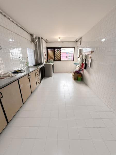611 Ang Mo Kio Avenue 5, 611 Ang Mo Kio Avenue 5, Ang Mo Kio / Bishan / Thomson, 3 Bedrooms, 980 sqft, HDB Flat For Sale, by Brandon Lee, 500261430 - Kitchen - PropertyGuru.com.sg