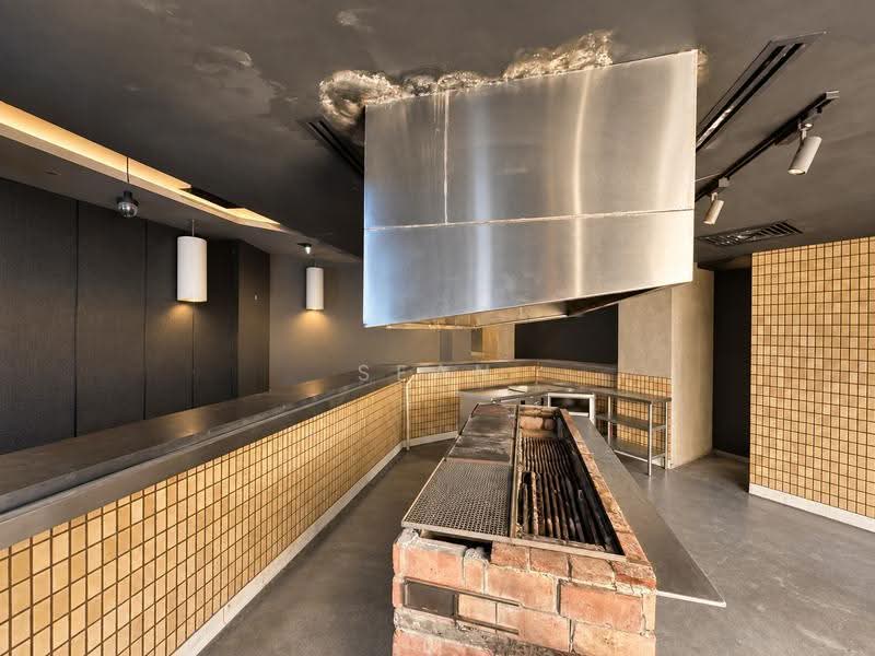 Prime L1 F&B Space with Excellent Frontage @ Orchard Road | Rarely available, Orchard / River Valley, 2,379 sqft, Food & Beverage For Rent, by Sean Pang, 500261435 - Kitchen - CommercialGuru.com.sg