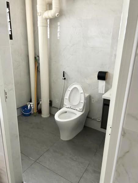 649A Jurong West Street 61, 649A Jurong West Street 61, Boon Lay / Jurong / Tuas, Room Rental, 118 sqft, HDB Flat For Rent, by Desmond Chua, 500261438 - Bathroom - PropertyGuru.com.sg