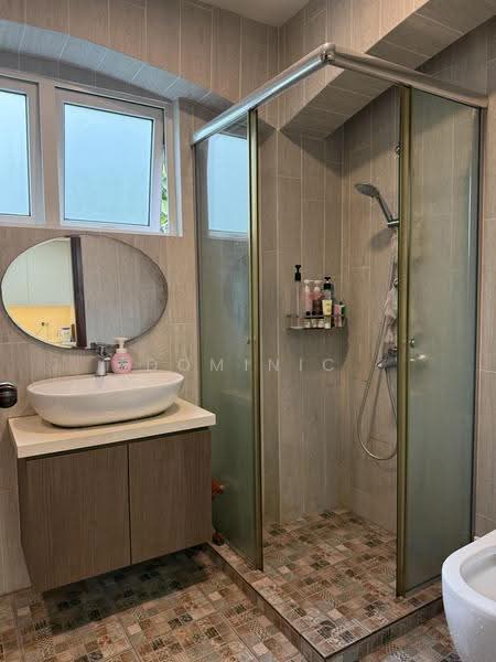 LANDED7772@ spacious semi d@ sunrise, Sunrise, sunset, 98777772, Seletar / Yio Chu Kang, 4 Bedrooms, 2,800 sqft, Semi-Detached House For Sale, by Dominic Chua, 500261459 - Bathroom - PropertyGuru.com.sg