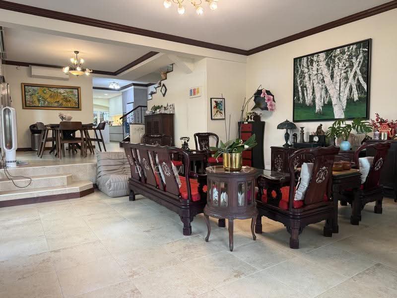 LANDED7772@ spacious semi d@ sunrise, Sunrise, sunset, 98777772, Seletar / Yio Chu Kang, 4 Bedrooms, 2,800 sqft, Semi-Detached House For Sale, by Dominic Chua, 500261459 - Living Room - PropertyGuru.com.sg