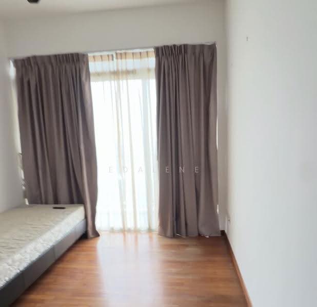 The Metropolitan Condominium, 8 Alexandra View, Alexandra / Commonwealth, 4 Bedrooms, 1,750 sqft, Condominium For Rent, by Edalene Lee, 500261487 - PropertyGuru.com.sg