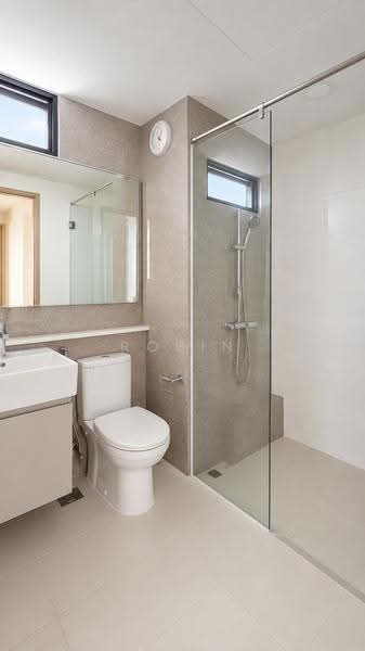 Twin Fountains, 11 Woodlands Avenue 6, Admiralty / Woodlands, 3 Bedrooms, 1,098 sqft, Condominium For Rent, by Robin Lim, 500261504 - Bathroom - PropertyGuru.com.sg