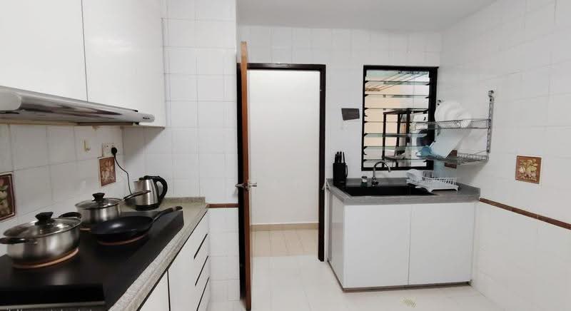 The Anchorage, 370G Alexandra Road, Alexandra / Commonwealth, Room Rental, 100 sqft, Condominium For Rent, by Erica Yap, 500261547 - Kitchen - PropertyGuru.com.sg