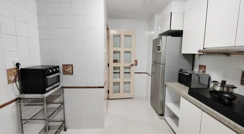 The Anchorage, 370G Alexandra Road, Alexandra / Commonwealth, Room Rental, 100 sqft, Condominium For Rent, by Erica Yap, 500261547 - Kitchen - PropertyGuru.com.sg