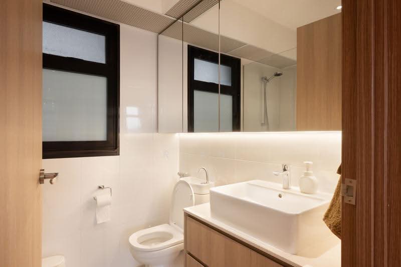 108A Bidadari Park Drive, 108A Bidadari Park Drive, Balestier / Toa Payoh, 3 Bedrooms, 1,001 sqft, HDB Flat For Sale, by Ryan Chau, 500261551 - Master Bathroom - PropertyGuru.com.sg