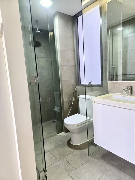 Stratum, 84 Elias Road, Pasir Ris / Tampines, 2 Bedrooms, 818 sqft, Condominium For Rent, by Johnson Tay, 500261553 - Master bedroom Bathroom - PropertyGuru.com.sg