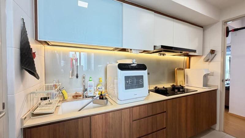 139B Lorong 1A Toa Payoh, 139B Lorong 1A Toa Payoh, Balestier / Toa Payoh, 3 Bedrooms, 980 sqft, HDB Flat For Sale, by James Yeo, 500261555 - Kitchen - PropertyGuru.com.sg