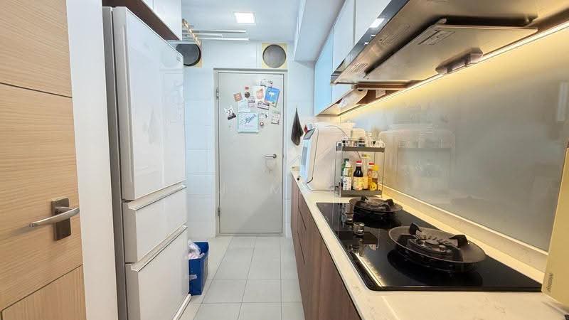 139B Lorong 1A Toa Payoh, 139B Lorong 1A Toa Payoh, Balestier / Toa Payoh, 3 Bedrooms, 980 sqft, HDB Flat For Sale, by James Yeo, 500261555 - Kitchen - PropertyGuru.com.sg