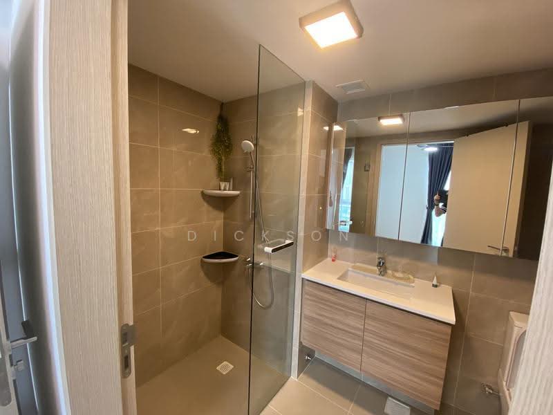 Treasure at Tampines, 15 Tampines Lane, Pasir Ris / Tampines, 3 Bedrooms, 818 sqft, Condominium For Sale, by Dickson Tan, 500261559 - Bathroom - PropertyGuru.com.sg