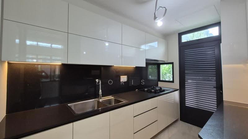 Belgravia Ace, 100 Belgravia Drive, Seletar / Yio Chu Kang, 5 Bedrooms, 4,370 sqft, Cluster House For Sale, by Doris Cheng, 500261565 - Kitchen - PropertyGuru.com.sg