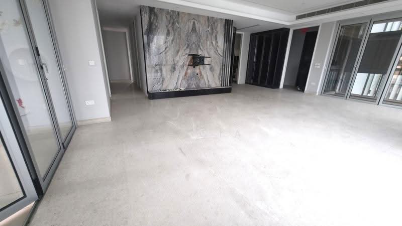 Gramercy Park, 57 Grange Road, Tanglin / Holland / Bukit Timah, 4 Bedrooms, 2,691 sqft, Condominium For Sale, by Tricia Tan, 500261580 - Living Room - PropertyGuru.com.sg