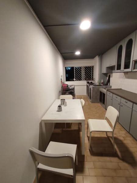 336 Ubi Avenue 1, 336 Ubi Avenue 1, Eunos / Geylang / Paya Lebar, 3 Bedrooms, 893 sqft, HDB Flat For Sale, by Nidhi Belani Mohan, 500261581 - Kitchen - PropertyGuru.com.sg