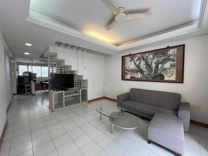114 Bedok Reservoir Road, 114 Bedok Reservoir Road, Bedok / Upper East Coast, 3 Bedrooms, 1,593 sqft, HDB Flat For Sale, by Watson Poh, 500261590 - Living Room - PropertyGuru.com.sg