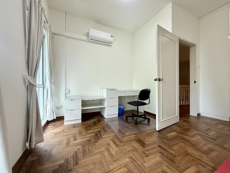 Elias Terrace, Elias Terrace, Pasir Ris / Tampines, Room Rental, 250 sqft, Terraced House For Rent, by Gerald Yu, 500261591 - Study - PropertyGuru.com.sg