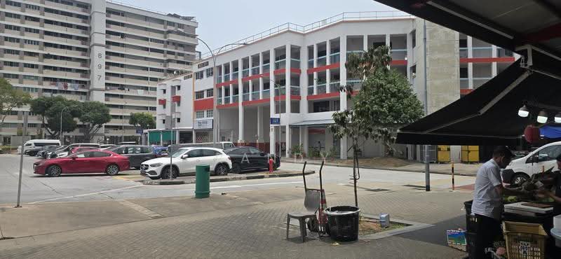 Super Rare available near coffee shop 4D, street 81, Pasir Ris / Tampines, 800 sqft, Shop / Shophouse For Rent, by Randy How, 500261593 - Exterior - CommercialGuru.com.sg