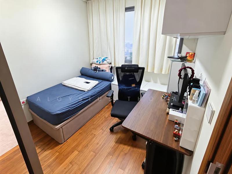 Stirling Residences, 25 Stirling Road, Alexandra / Commonwealth, 3 Bedrooms, 786 sqft, Condominium For Sale, by Aloysius Thomas Tan, 500261611 - Bedroom - PropertyGuru.com.sg