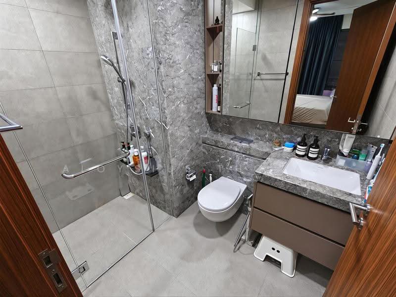 Stirling Residences, 25 Stirling Road, Alexandra / Commonwealth, 3 Bedrooms, 786 sqft, Condominium For Sale, by Aloysius Thomas Tan, 500261611 - Bathroom - PropertyGuru.com.sg
