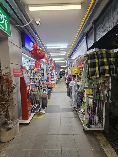 464B Clementi Avenue 1, Buona Vista / West Coast / Clementi New Town, 538 sqft, Shop / Shophouse For Sale, by Kevin Chia Huat Chew, 500261619 - CommercialGuru.com.sg