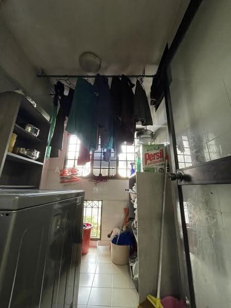 296A Choa Chu Kang Avenue 2, 296A Choa Chu Kang Avenue 2, Dairy Farm / Bukit Panjang / Choa Chu Kang, 3 Bedrooms, 1,098 sqft, HDB Flat For Sale, by Ann Marie Ee, 500261646 - Spacious Yard - PropertyGuru.com.sg