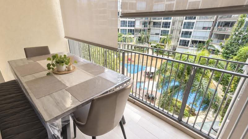 Palm Isles, 40 Flora Drive, Changi Airport / Changi Village, 3 Bedrooms, 990 sqft, Condominium For Sale, by Mirza Amir, 500261652 - Balcony - PropertyGuru.com.sg