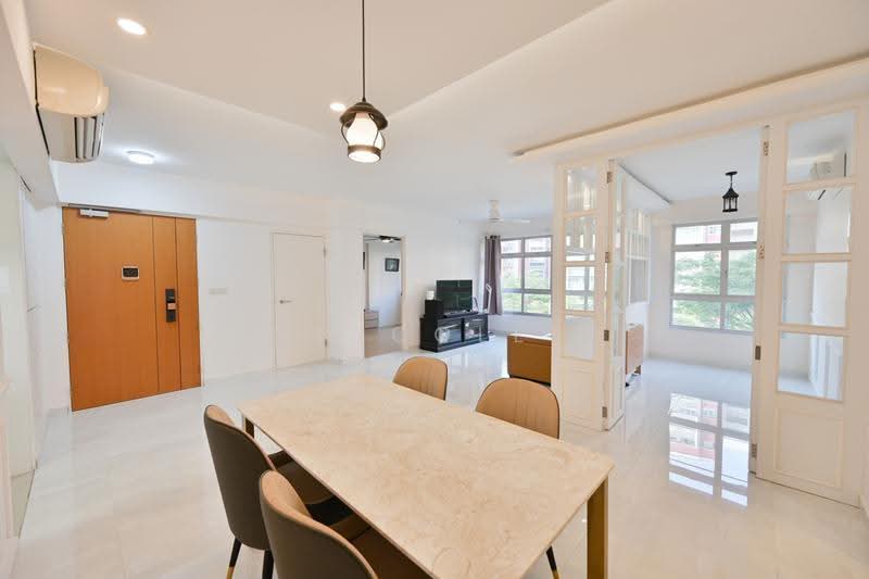 442A Bukit Batok West Avenue 8, 442A Bukit Batok West Avenue 8, Dairy Farm / Bukit Panjang / Choa Chu Kang, 3 Bedrooms, 1,206 sqft, HDB Flat For Sale, by Nicole Chan, 500261656 - Dining Room - PropertyGuru.com.sg